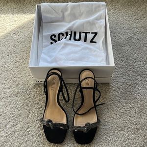 Brand New Schutz “Peaky” Heels